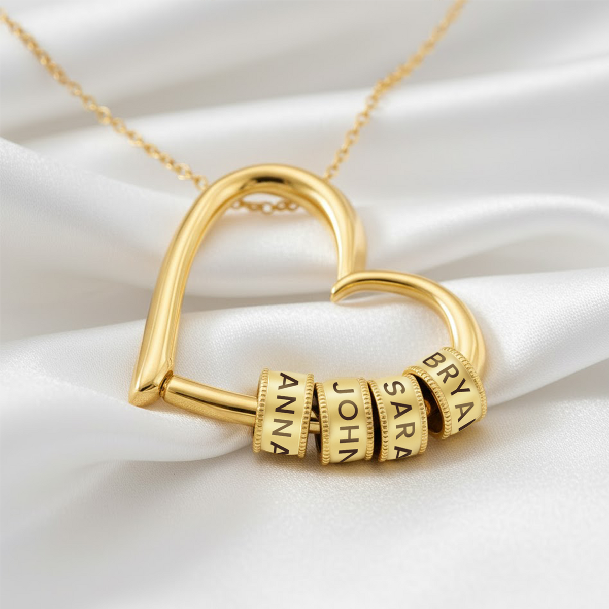 À LA MEILLEURE MAMAN - COLLIER COEUR NOMS PERSONNALISÉE