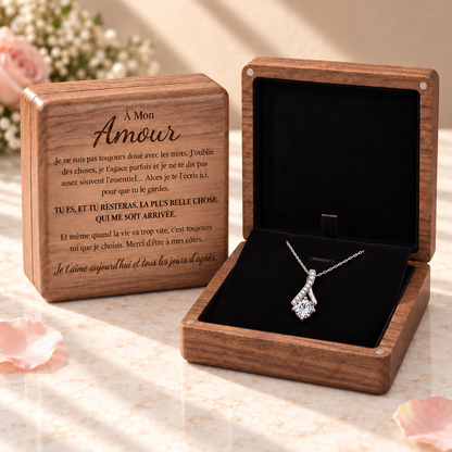 À MON AMOUR – COLLIER RUBAN POUR ELLE & COFFRET EN NOYER GRAVÉ